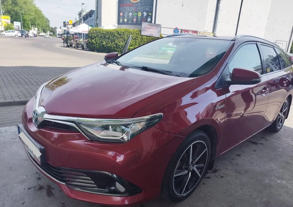 Toyota Auris cena 62000 przebieg: 202000, rok produkcji 2017 z Siedliszcze małe 67
